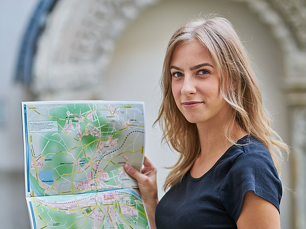 Auszubildende zur Kauffrau für Tourismus und Freizeit bei der Kultur- und Tourismusgesellschaft Pirna mbH (KTP)