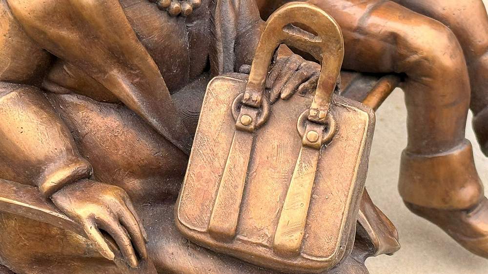 VOSO-Pine Tasche Ilse Dezailaufnahme von Ilses Tasche