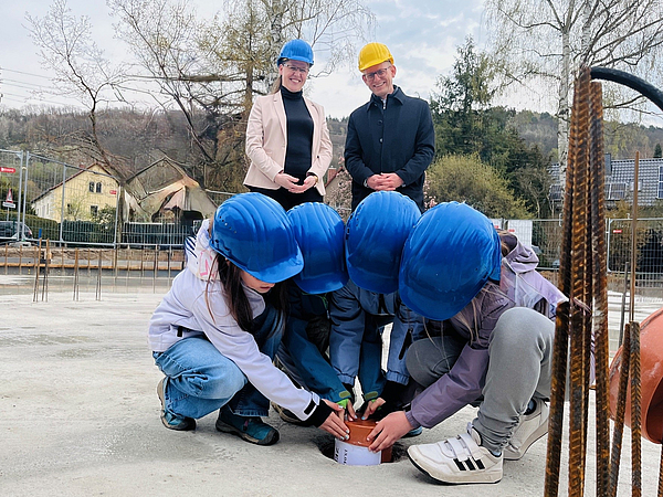 Zeitkapsel Turnhalle Neundorf 2026