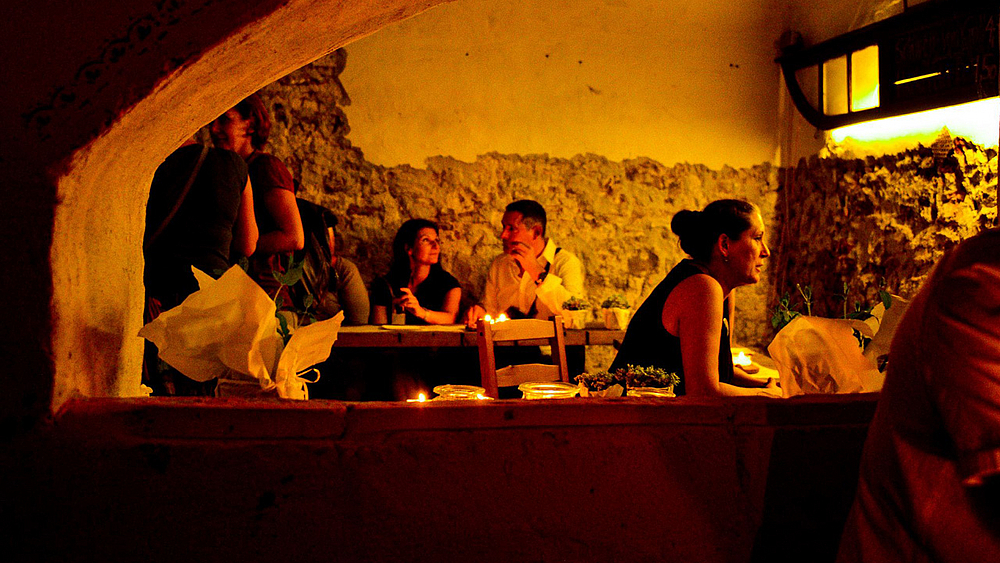 Romantik im Gewölbekeller Gemütliche Atmosphäre