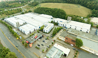 Vogelperspektive auf das Werksgeländer der FEP