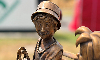 Detailaufnahme des Gesichts der Kultfigur Ilse Bähnert