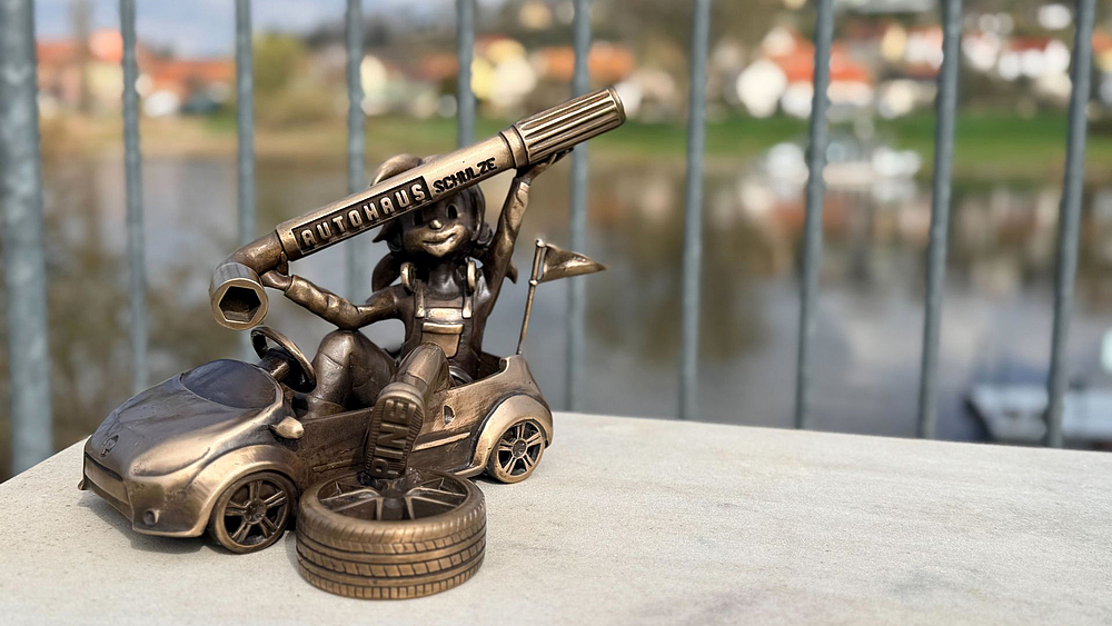 Autohaus Schulze - Pine Auto Frontansicht des Autos der Autohaus Schulze - Pine