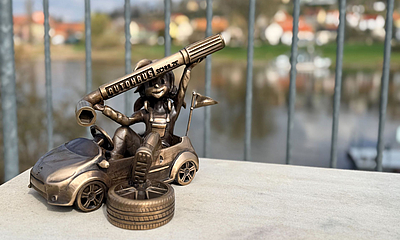 Autohaus Schulze - Pine Auto Frontansicht des Autos der Autohaus Schulze - Pine