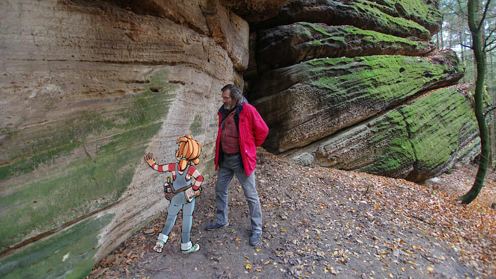 Kinderbloggerin Pine in Hohnstein am Felsen