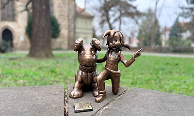 Museums-Pine Knirps der KTP bestehend aus Pine und Struppi