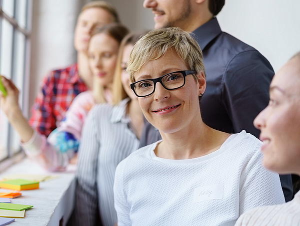 Eine Frau in einem Workshop als Sinnbild für Gleichstellung in Pirna