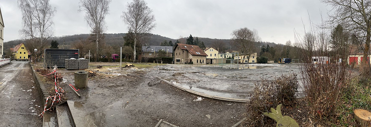 Baubeginn Sporthalle Neundorf Panoramaansicht
