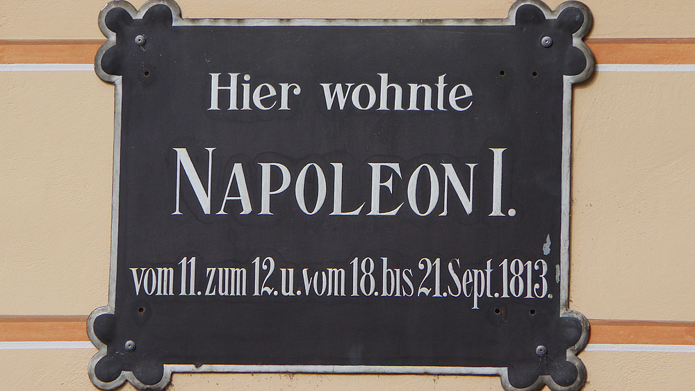 Schild, welches auf Napoleon hinweist am Marieneck