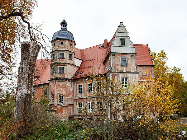 Schloss Rottwerndorf im Herbst