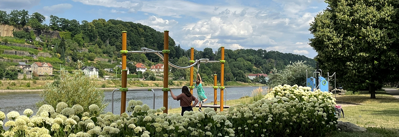 Spielplatz am Elbufer in Pirna