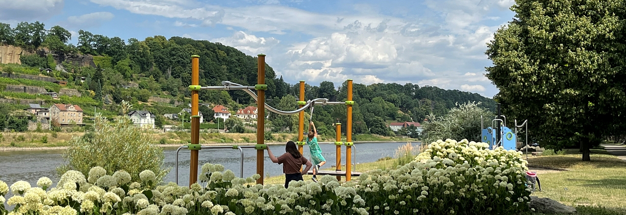 Spielplatz am Elbufer in Pirna
