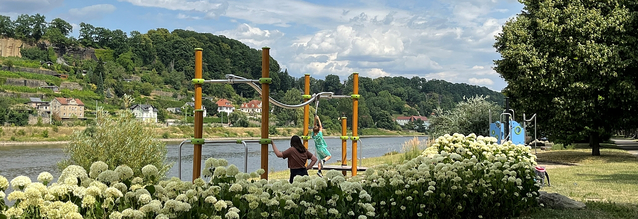 Spielplatz am Elbufer in Pirna