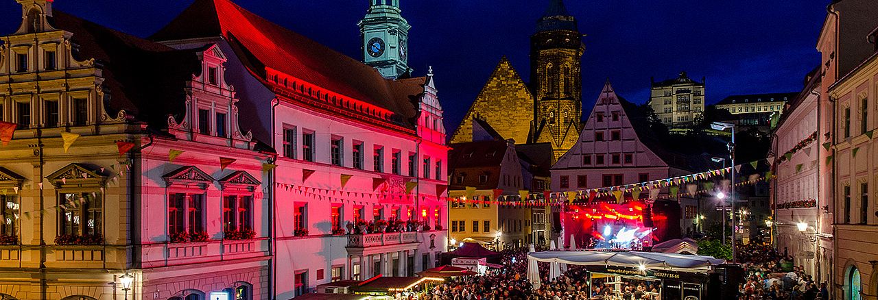 Das Pirnaer Stadtfest Das Pirnaer Stadtfest macht die Altstadt zu einer großen Party