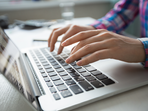 Datenauswertung am Laptop