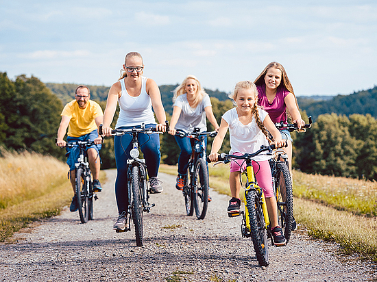 Radtour mit der ganzen Familie