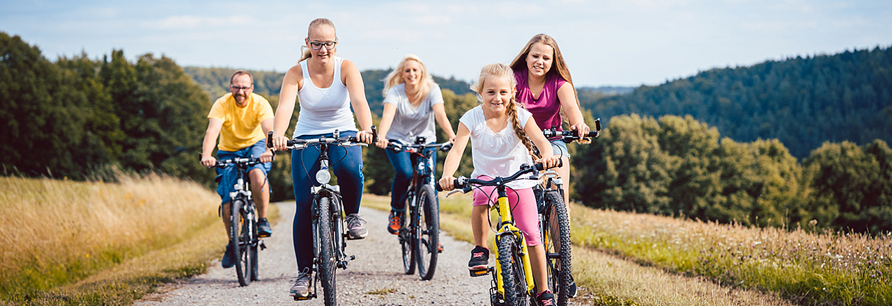 Radtour mit der ganzen Familie