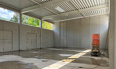 Turnhalle innen Neundorf Richtfest