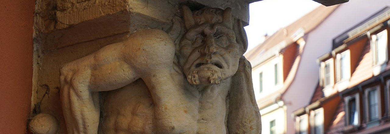 Historische Sandsteinskulptur 