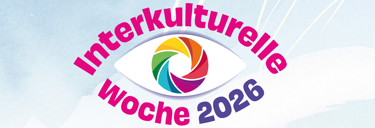 Quadratisches Format des Plakates der Interkulturellen Woche in Pirna 2026
